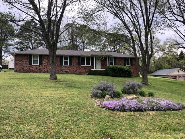 Front of Home - 903 Green Valley Rd House