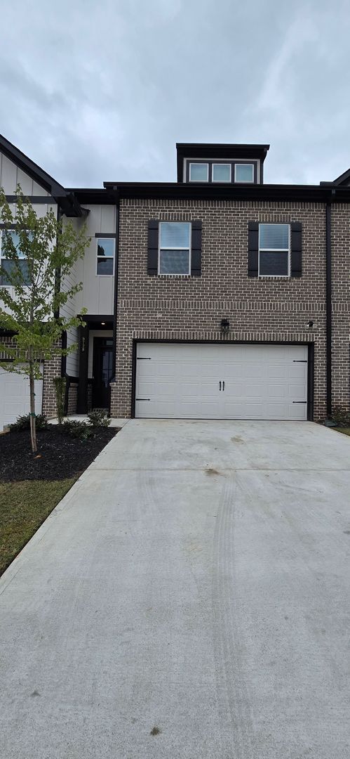 Building Photo - BRAND NEW Townhome in Tucker!