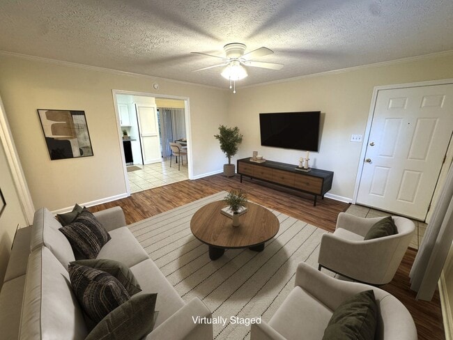 Photo - 107 Barrington Dr