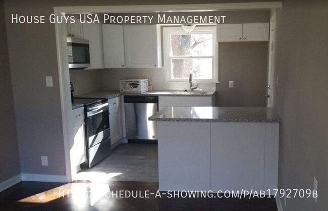 Photo - 10621 E 56th St