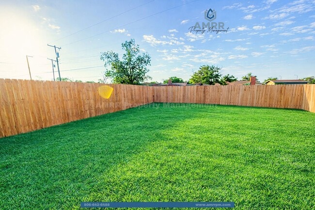Photo - 3423 E 3rd Pl