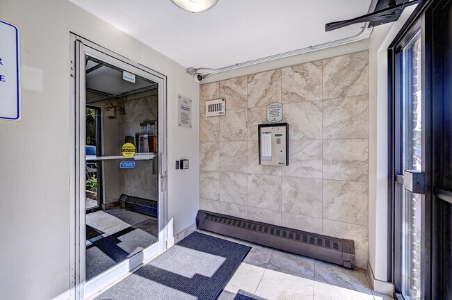 Photo - Dawson Rd Apartments