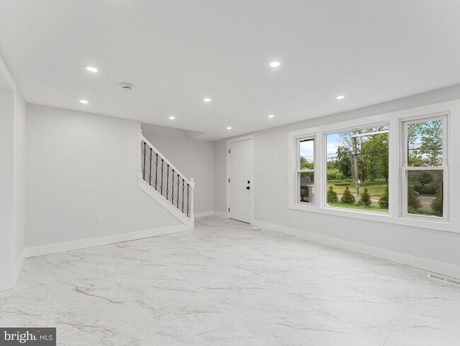 Photo - 308 Delsea Dr