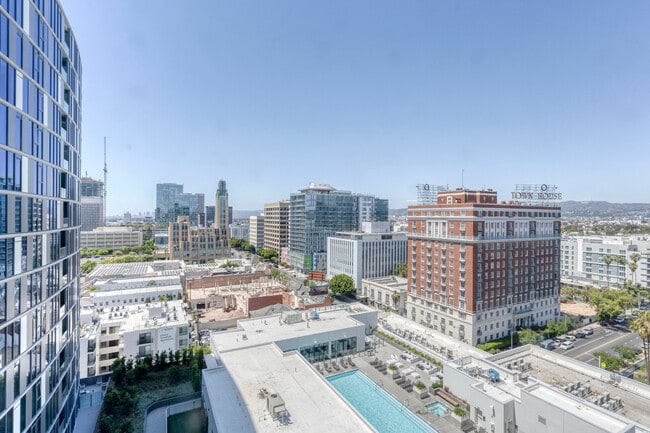 Photo - 2801 Sunset Pl Unit FL17-ID703