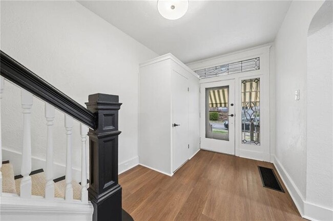 Photo - 1020 Jancey St