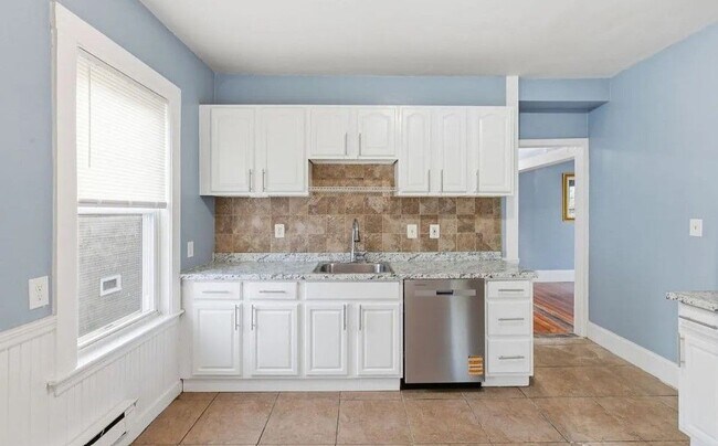 Photo - 20 Leslie St Unidad #3