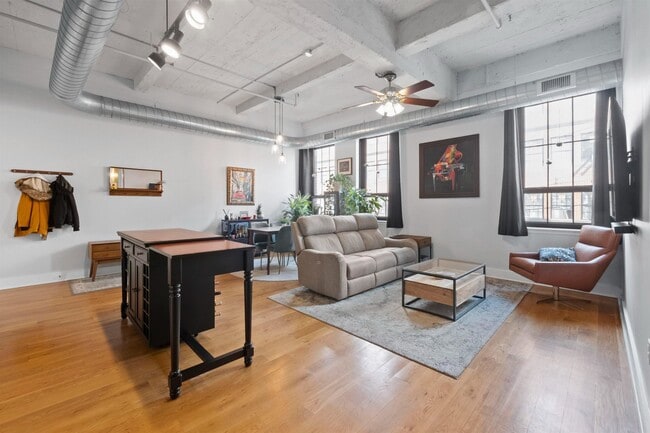 Photo - 325 Palisade Ave Unit # 2E