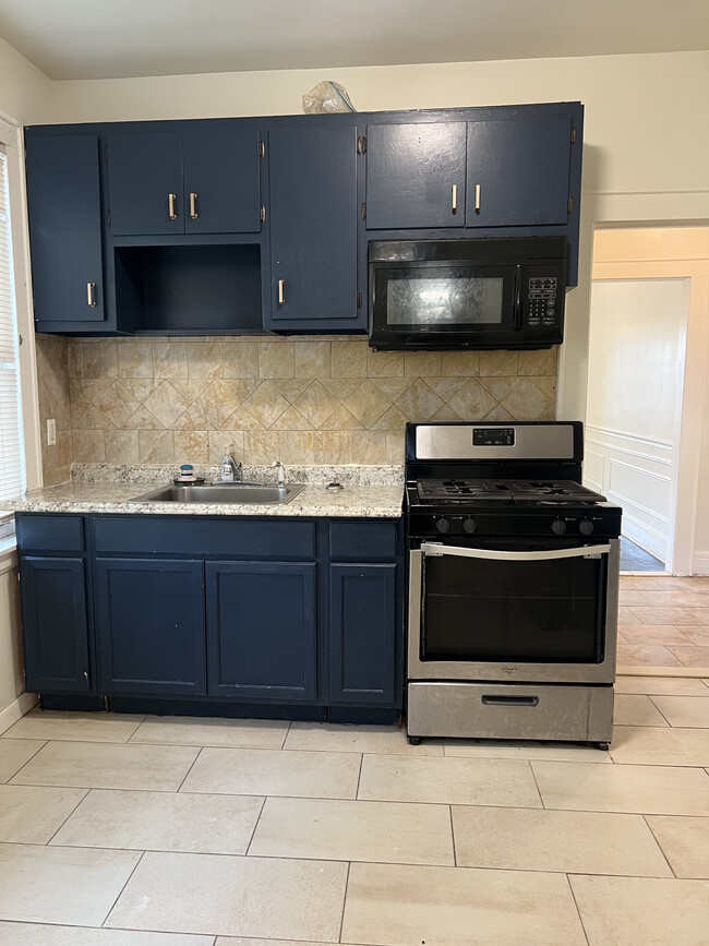 Photo - 174 W End Ave Unit 1