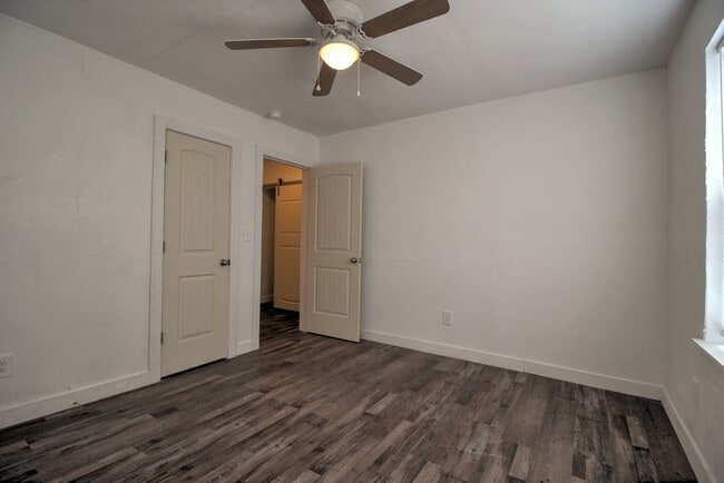 Photo - 1004 NE 19th St