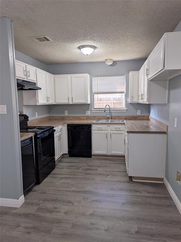 Photo - 205 Ironbark Dr