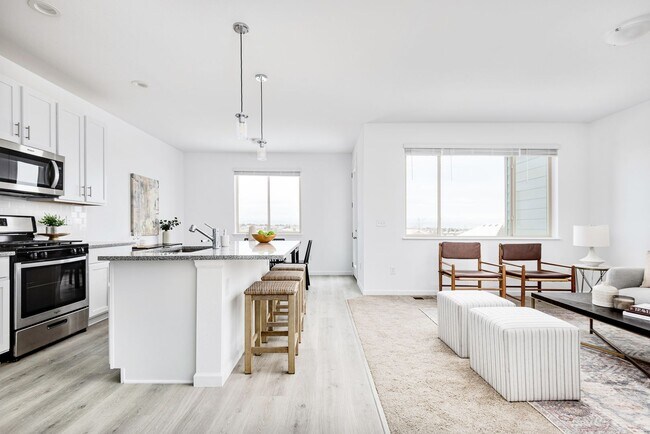 Photo - Great 3 bedroom for 2895!