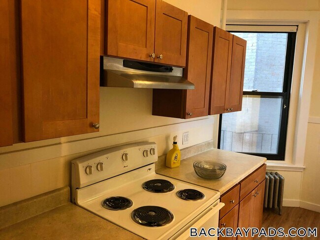 Photo - 504 Beacon St Unidad 51