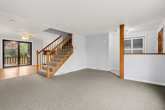 Photo - 206 Cardinal Ln