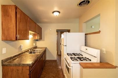 5332 #3 Kitchen - 5324-5340 Hanson Ct N Apartments