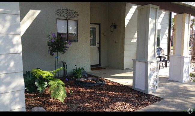 Building Photo - 1202 N McKinley Ct Rental