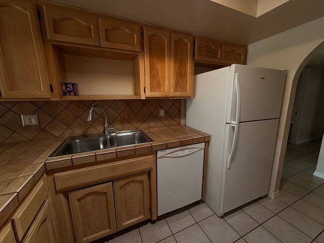 Photo - 7311 N Iron Bell Pl