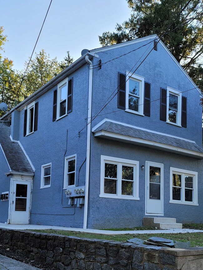 Building Photo - 108 Chestnut Pkwy Unit 108BChestnutPkwy