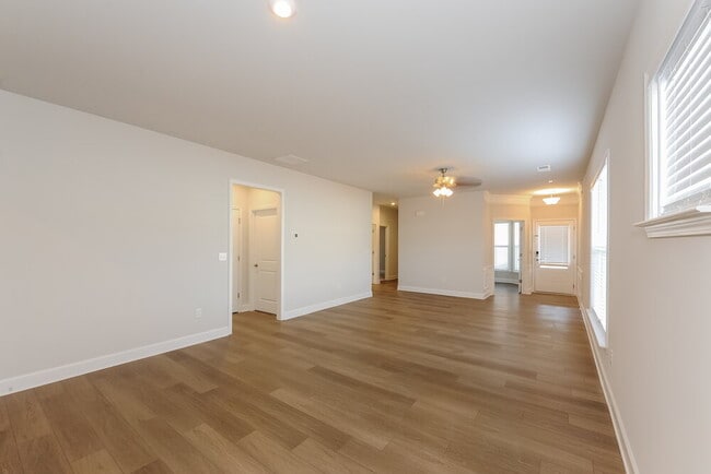 Photo - 119 Alcovy Ct