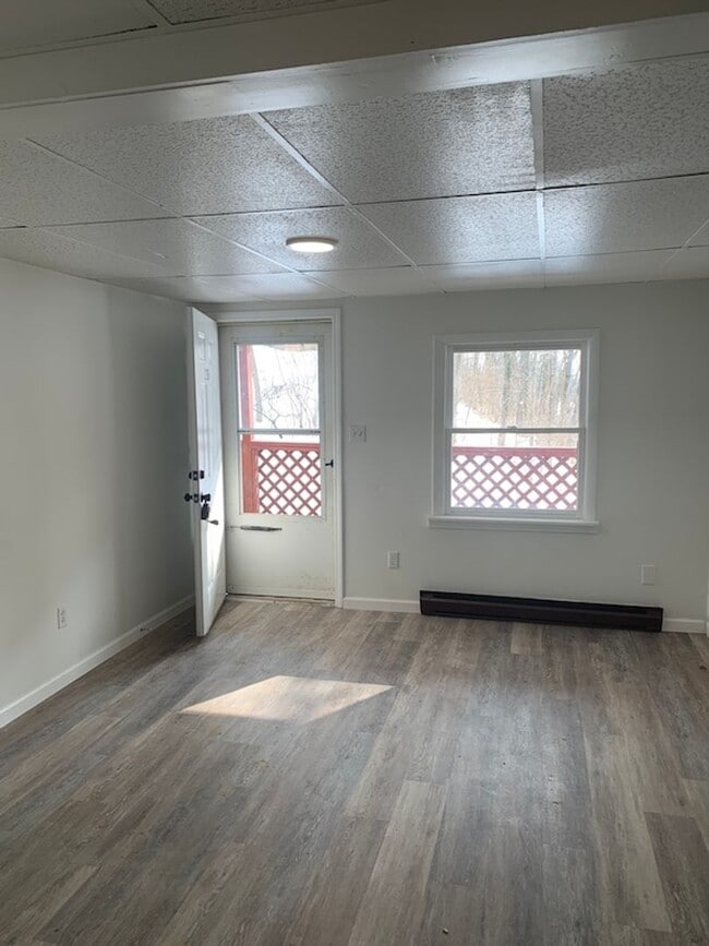 Photo - 221 W Union St Unidad B