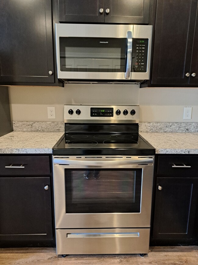 Stainless Steel Appliances - 3130 Burlew Blvd Unit Building 4 and 5