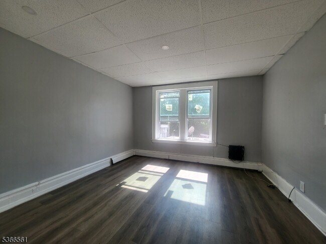 Photo - 1 Cedar Ave Unit 3