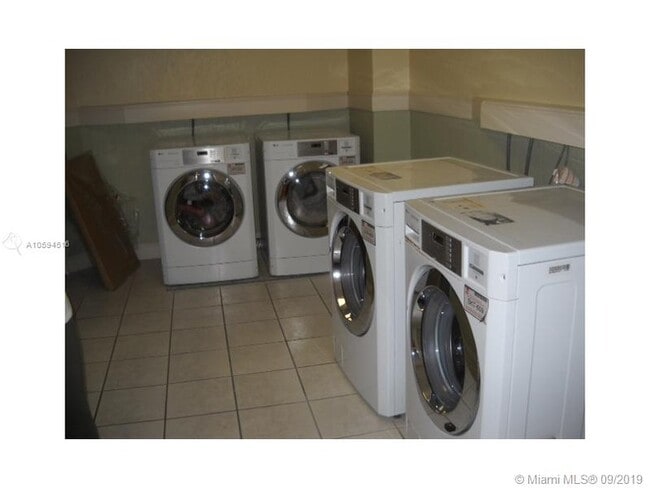 Photo - 3901 S Ocean Dr Unit 8L