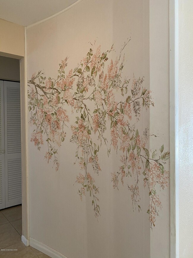 Photo - 466 Gateway Dr