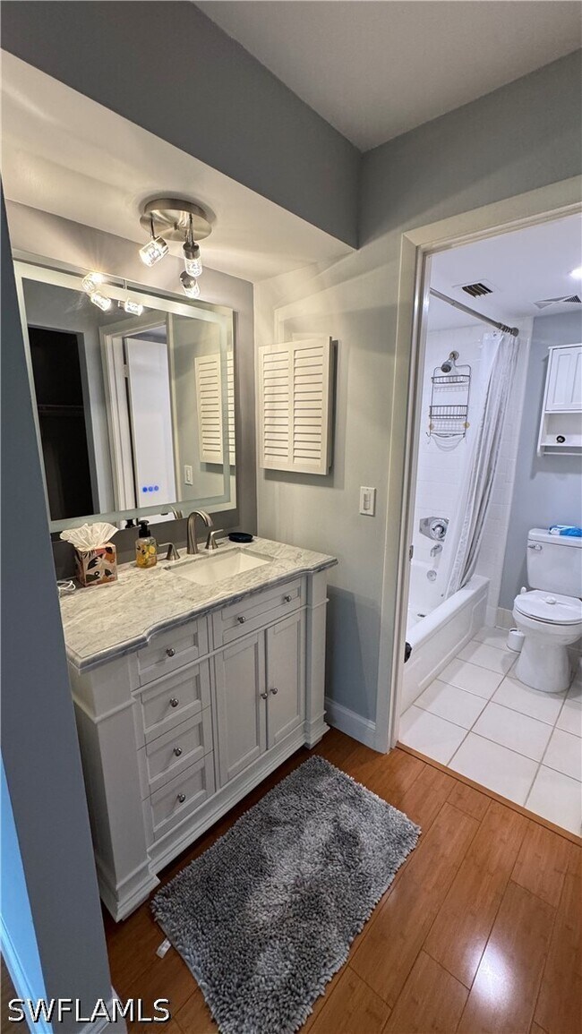 Photo - 600 Valley Stream Dr Unit F6