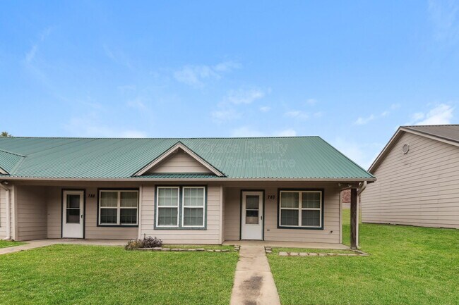 Photo - 780 Rocky Ridge Flatts