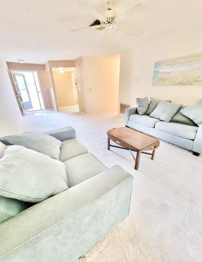 Photo - 4105 La Pasida Ln