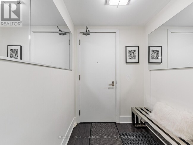 Photo - 32 Davenport Rd Unit 1303