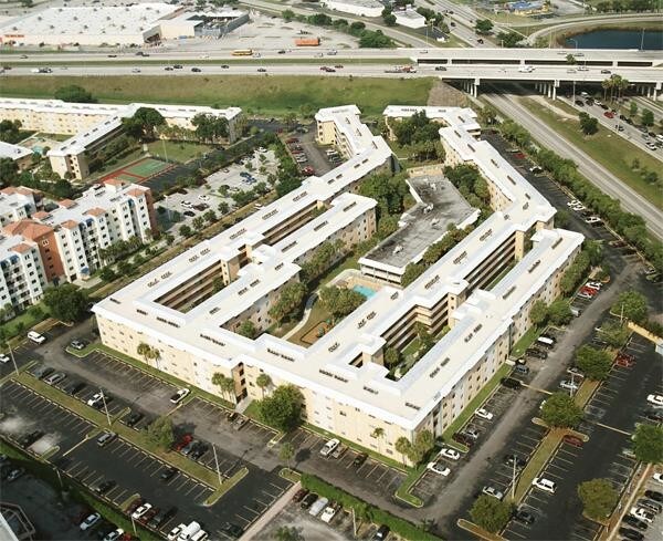 CUTLER GARDENS APARTMENTS - CUTLER GARDENS APARTMENTS Unit Residence 2-1-1185