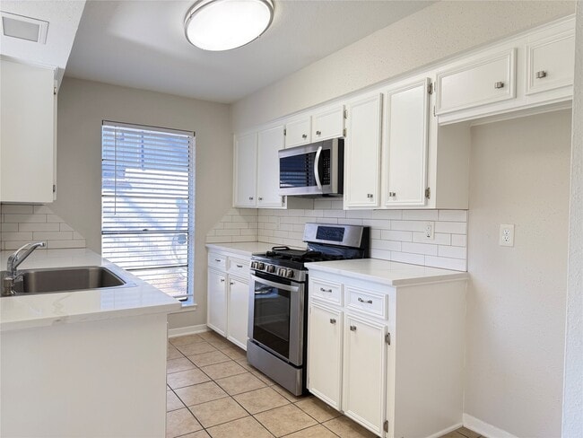 Photo - 2758 Foliage Green Dr