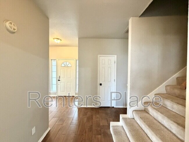 Photo - 2012 S Aster Ave