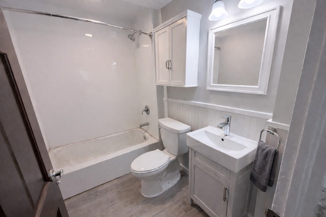 Photo - 3 Bedroom 1 Bath Single Family Home