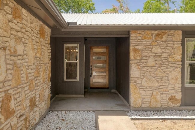 Photo - 2205 Trede Dr