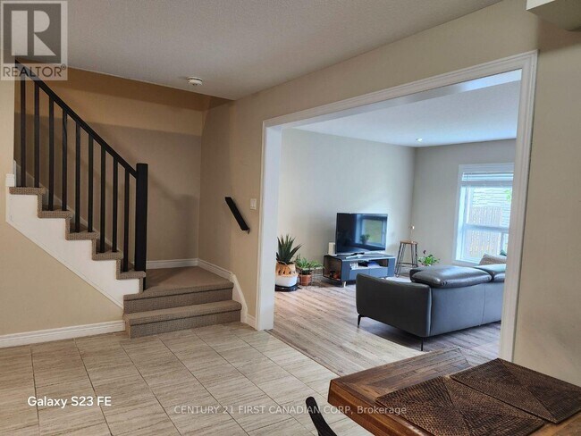 Photo - 1220 Riverbend Rd
