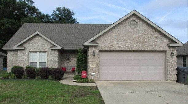 Building Photo - "Charming 3 Bedroom Home with 2 Full Baths in Jonesboro, AR - Don't Miss Out!"