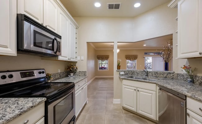 Photo - 1800 Kole Pl