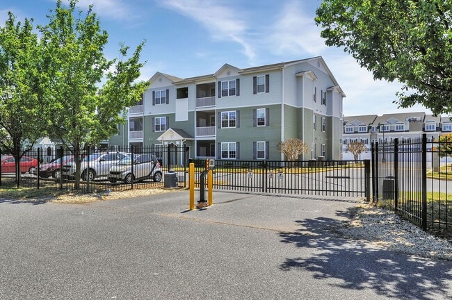 Photo - Charming 2-Bed, 2-Bath Condo for Rent in R...