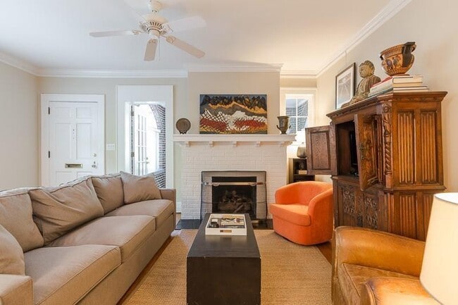 Photo - 90 Maddox Dr NE