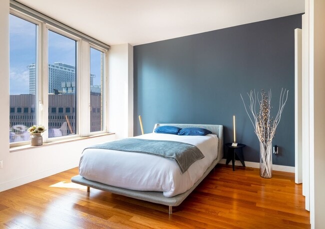 Photo - 15 William St Unit 38D