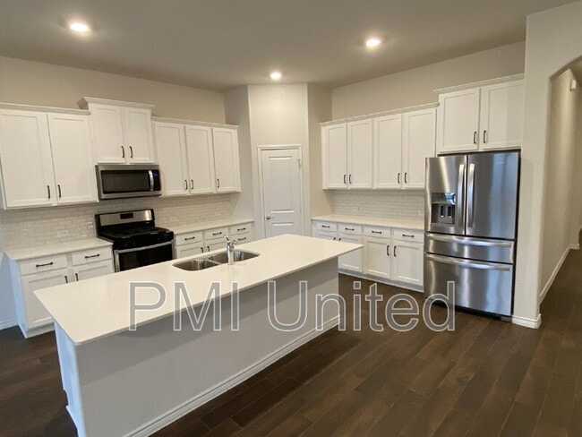 Photo - 2920 Brady Starr Dr