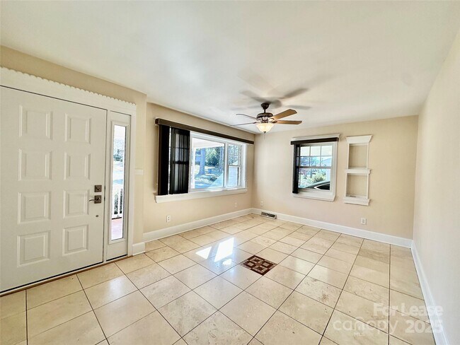 Photo - 2063 Eaton Rd