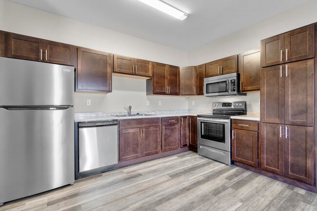 Photo - Eagles Crest Apartments