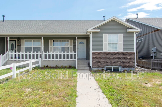 Photo - 521 Queens Rd