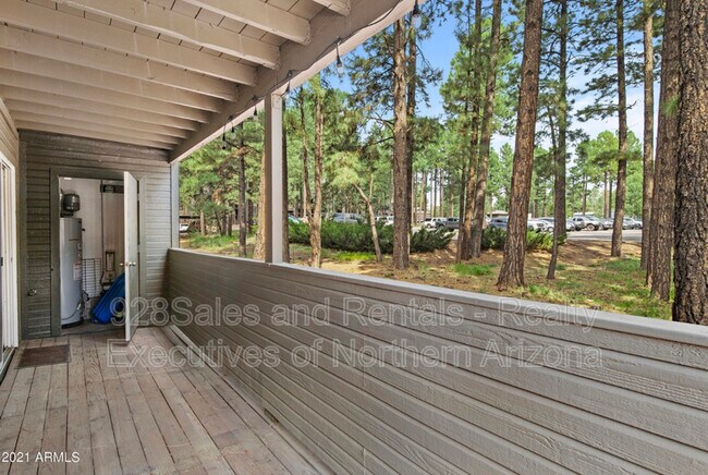 Photo - 1385 W University Ave Unidad 4-132