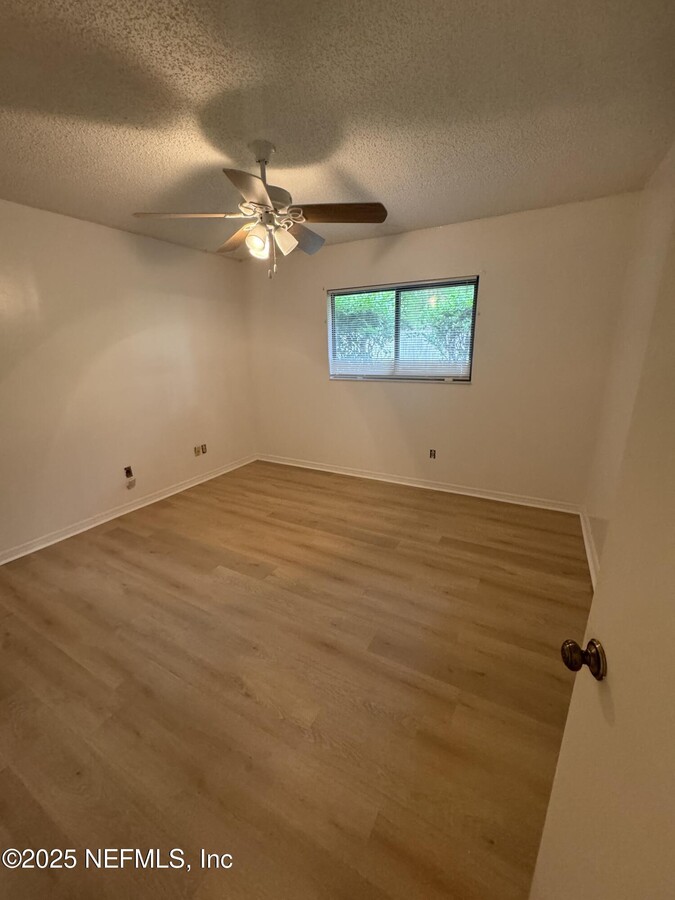 Photo - 85 Debarry Ave Unit 1051