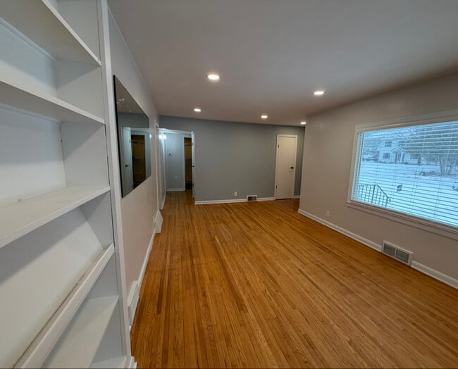 Photo - 301 Leif Erikson Dr Unit 301