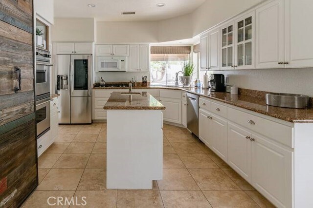 44451 Kings Canyon Ln